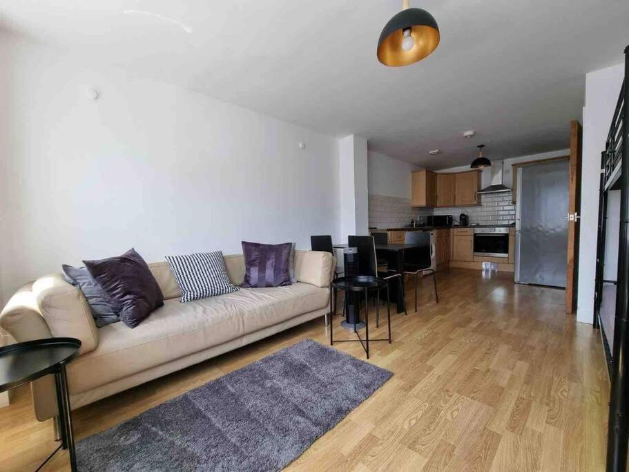 Апартаменты Bright And Cosy 1 Bed Flat Next To Tower Bridge Лондон Экстерьер фото